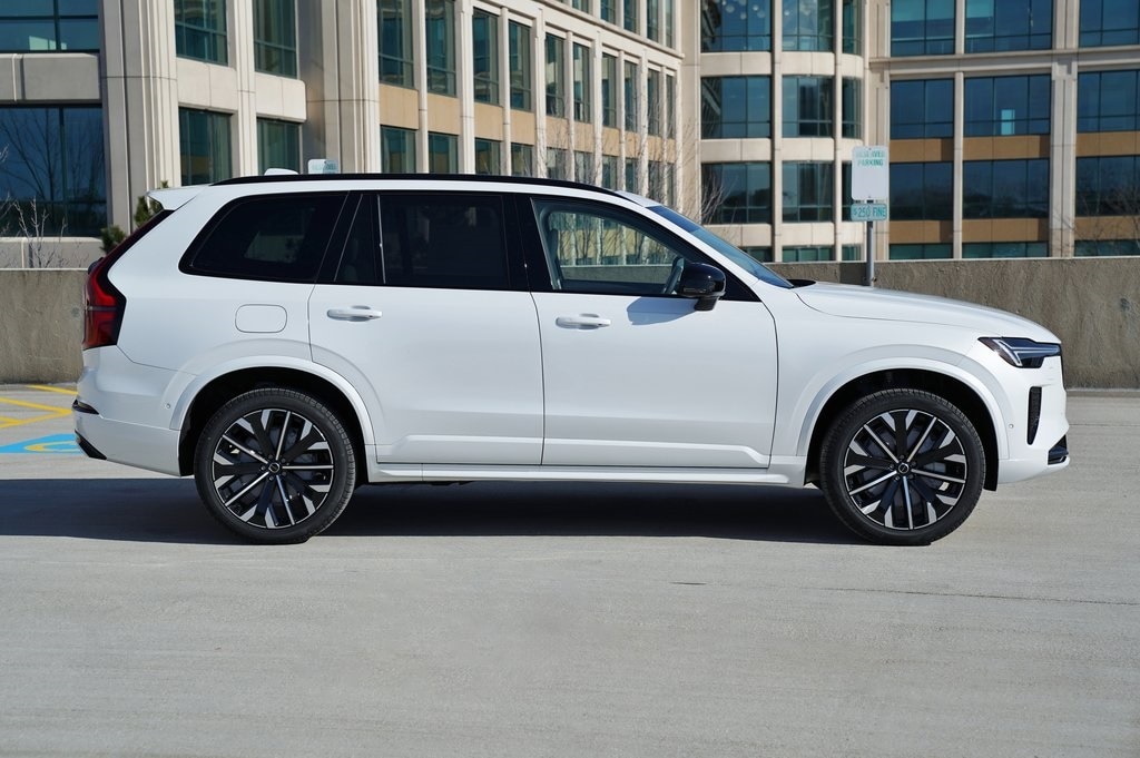 New 2026 Volvo XC90 B6 Ultra Dark Theme 7-Seater SUV
