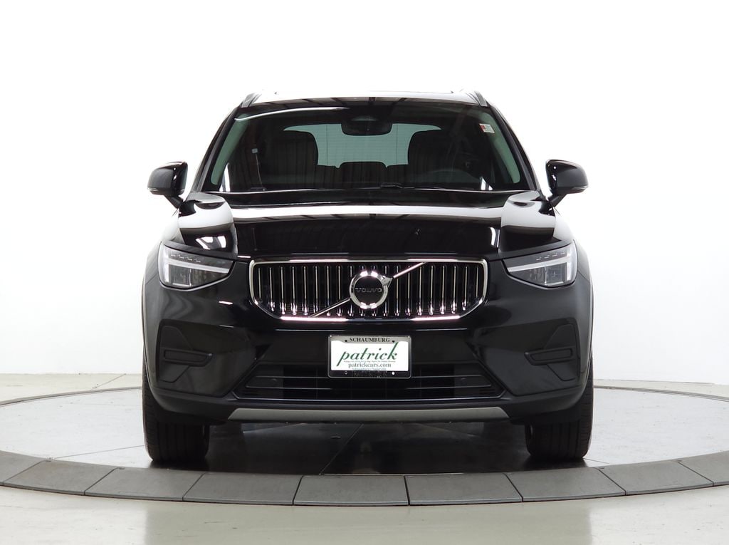 Certified 2025 Volvo XC40 B5 Core Bright Theme SUV