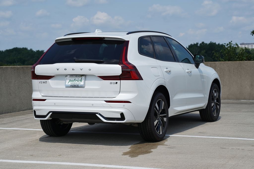 New 2027 Volvo XC60 B5 Core SUV