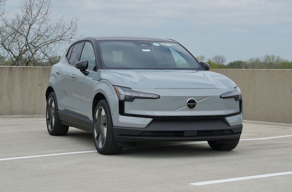 2026 Volvo EX30 Twin Motor Performance Ultra's photo
