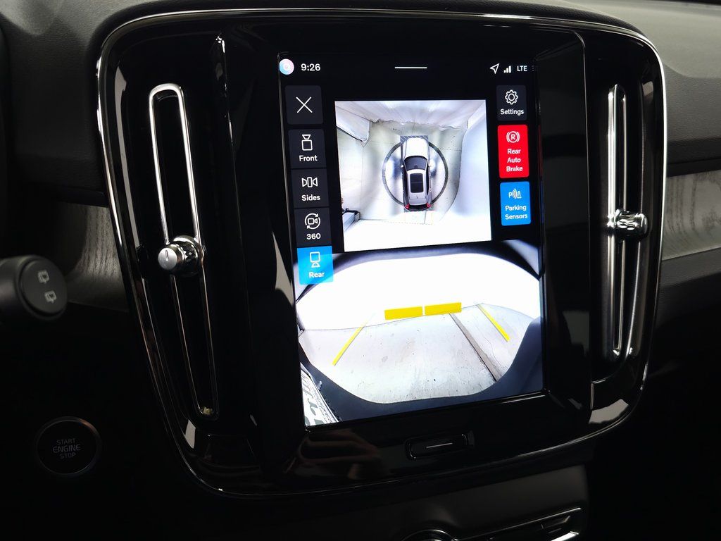 2026 Volvo XC40 Plus - Photo 21