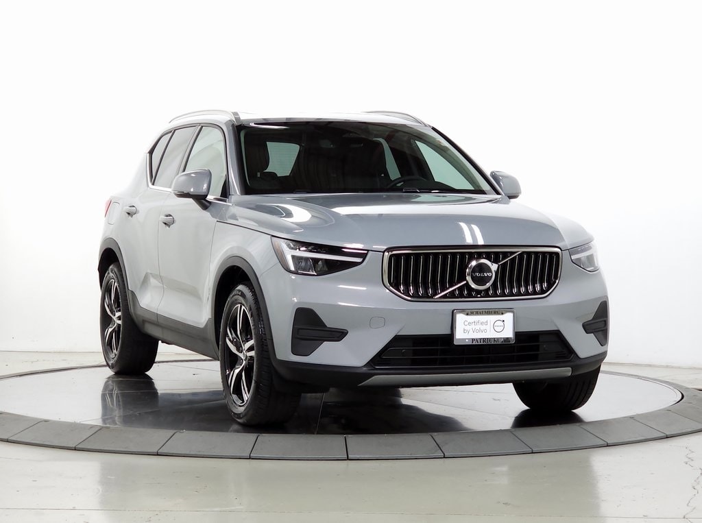 2025 Volvo XC40