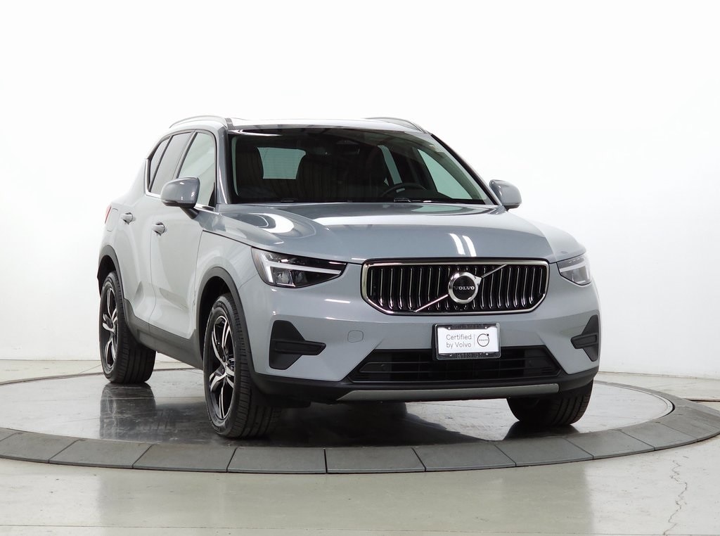 Certified 2025 Volvo XC40 B5 Core Bright Theme SUV