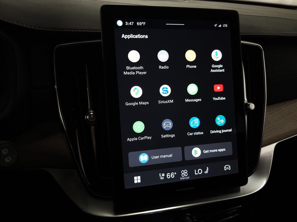 2025 Volvo XC90 Plus - Photo 19