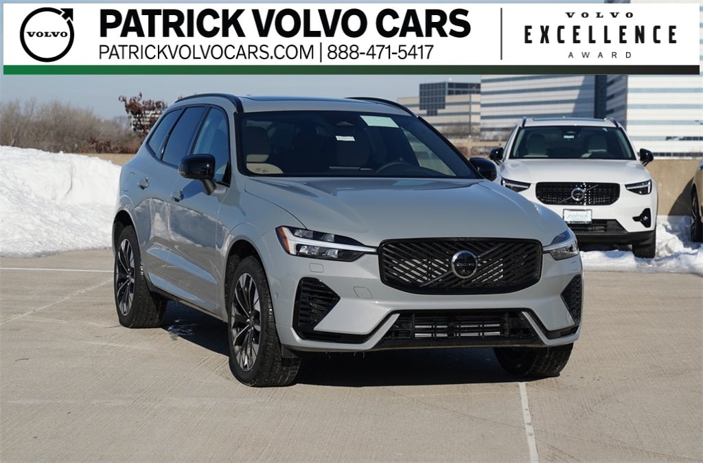 2026 Volvo XC60 Plus's photo