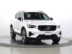 2026 Volvo XC40 B5 Plus AWD SUV for Sale in Schaumburg, IL at Patrick Volvo Cars