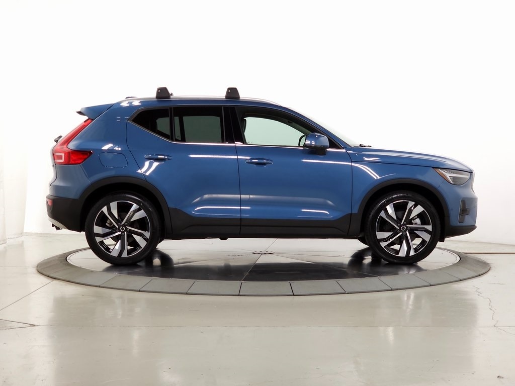 2023 Volvo XC40 B5 AWD Ultimate Bright 13