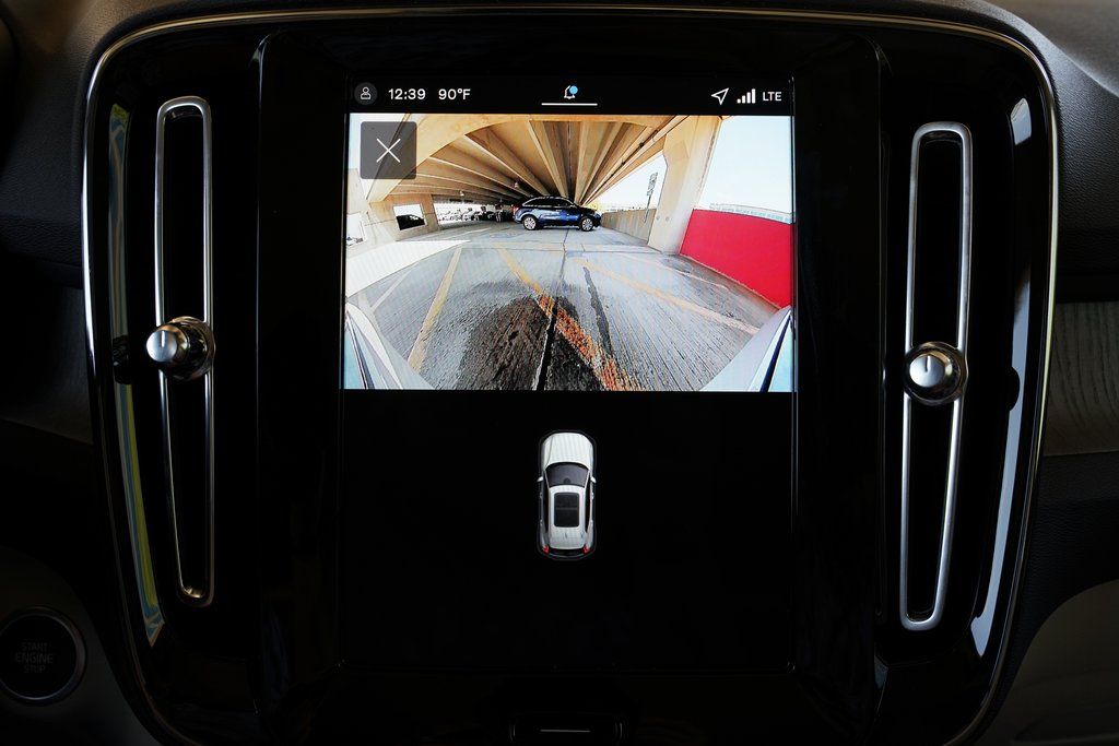 2026 Volvo XC40 Plus - Photo 19