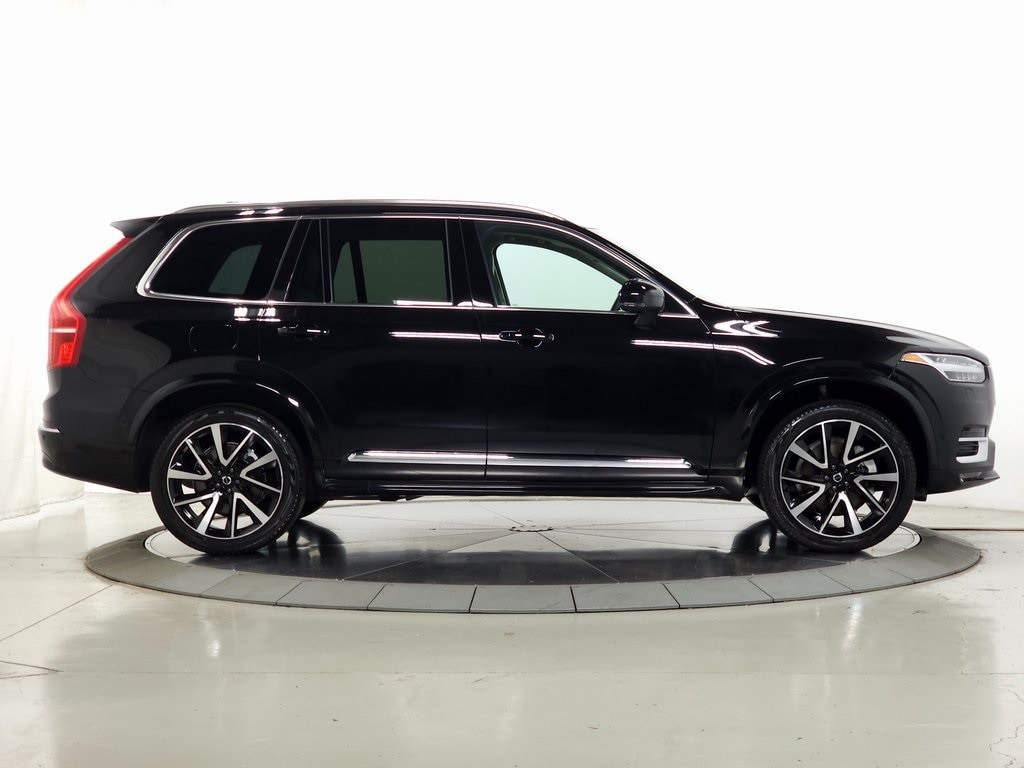 2024 Volvo XC90 B6 Plus Bright 7-Seater 13