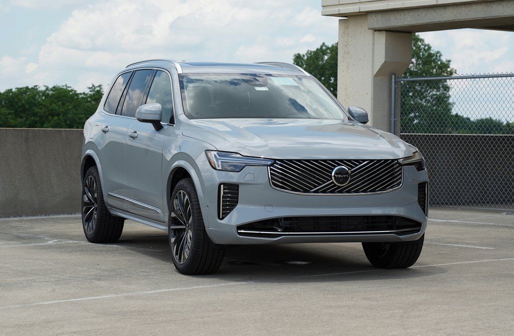 2026 Volvo XC90 B6 Plus Bright 7-Seater 4WD's photo