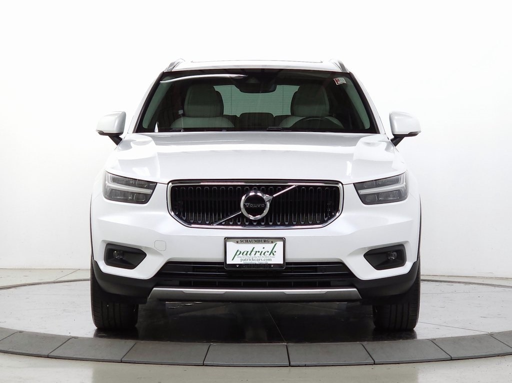 Used 2021 Volvo XC40 T5 Momentum SUV