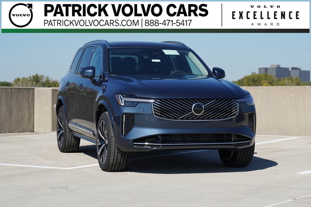 2026 Volvo XC90 Core's photo