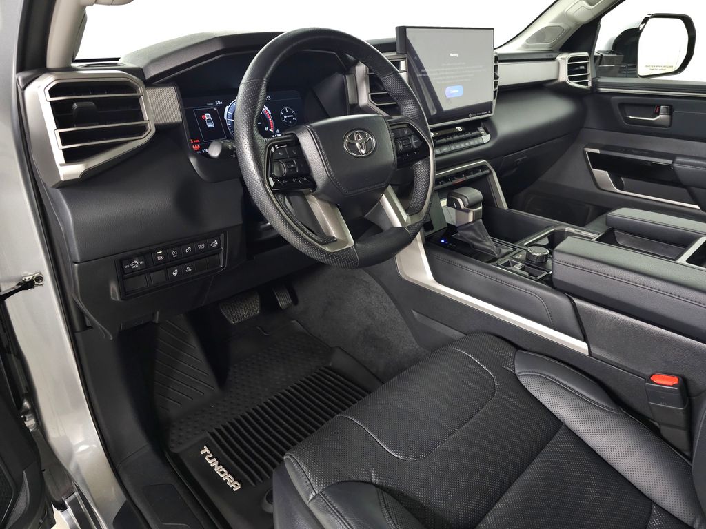 2024 Toyota Tundra Limited - Photo 14