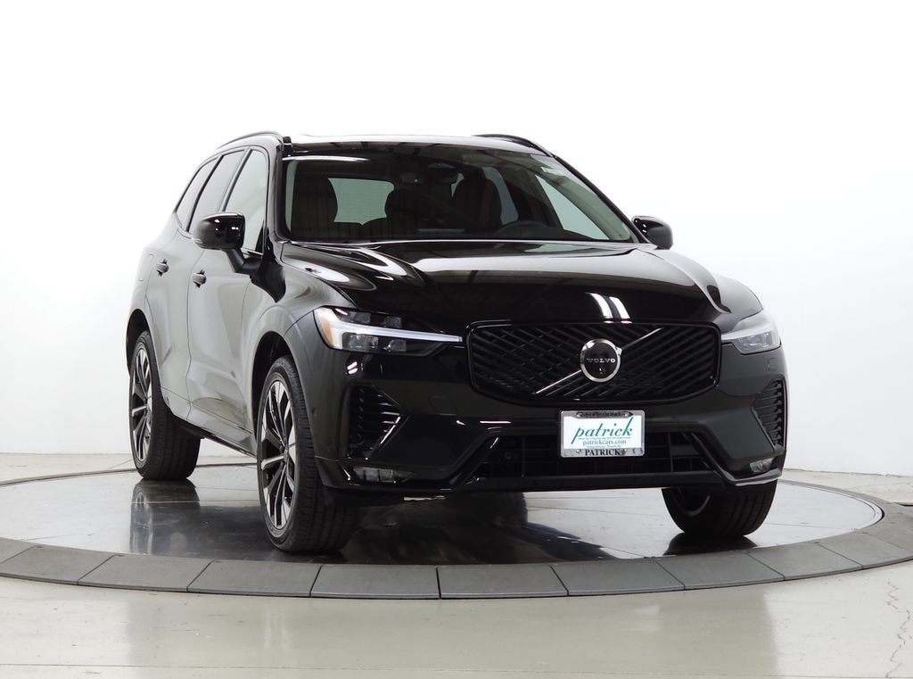 New 2026 Volvo XC60 B5 Plus SUV