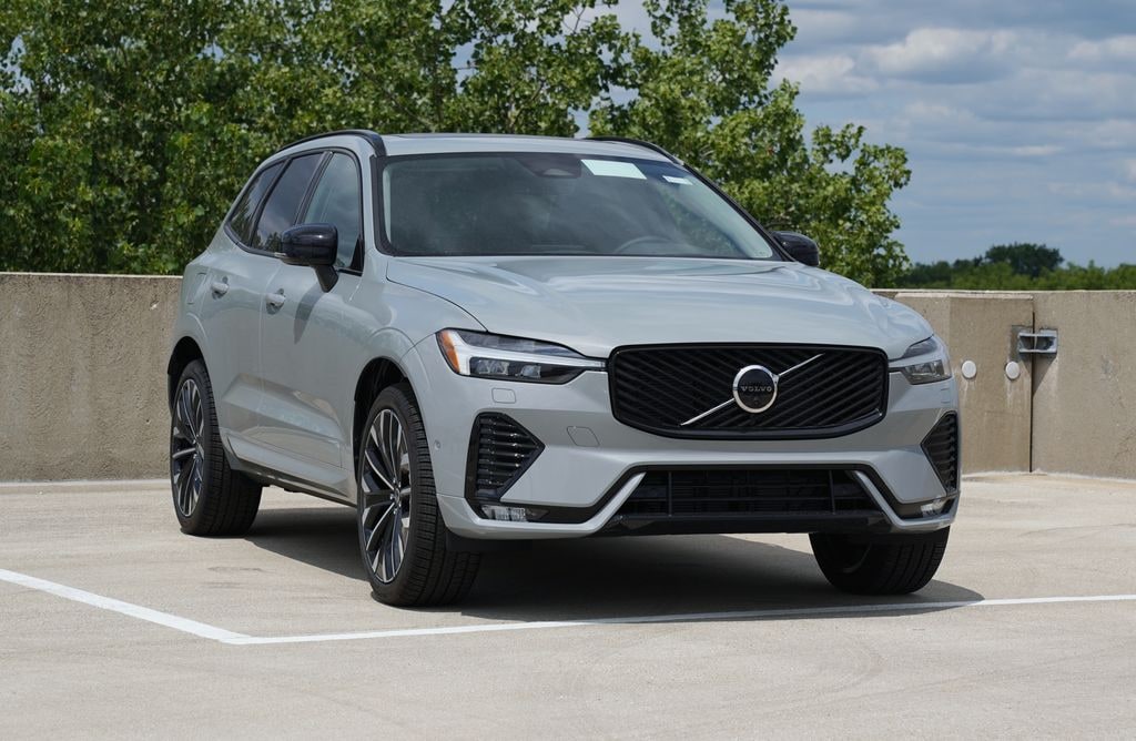 New 2026 Volvo XC60 B5 Ultra SUV