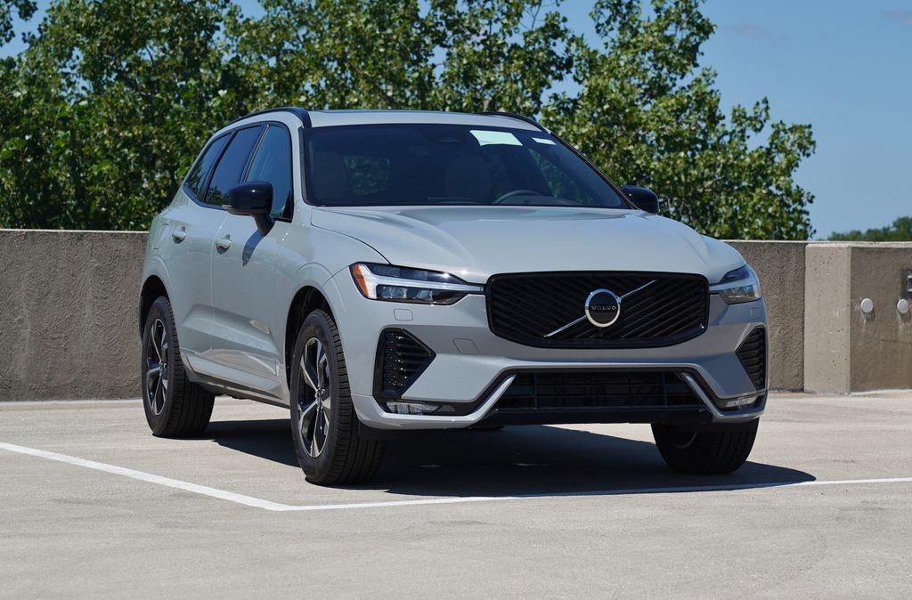 New 2026 Volvo XC60 B5 Core SUV
