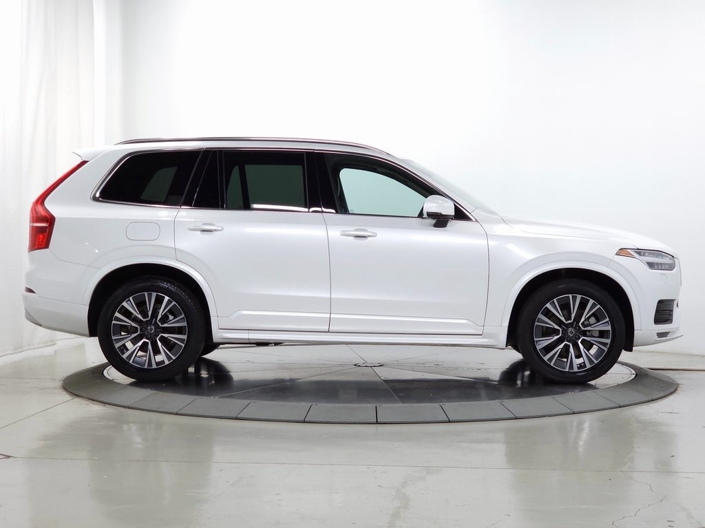 2022 Volvo XC90 T5 AWD Momentum 7 Seater 11