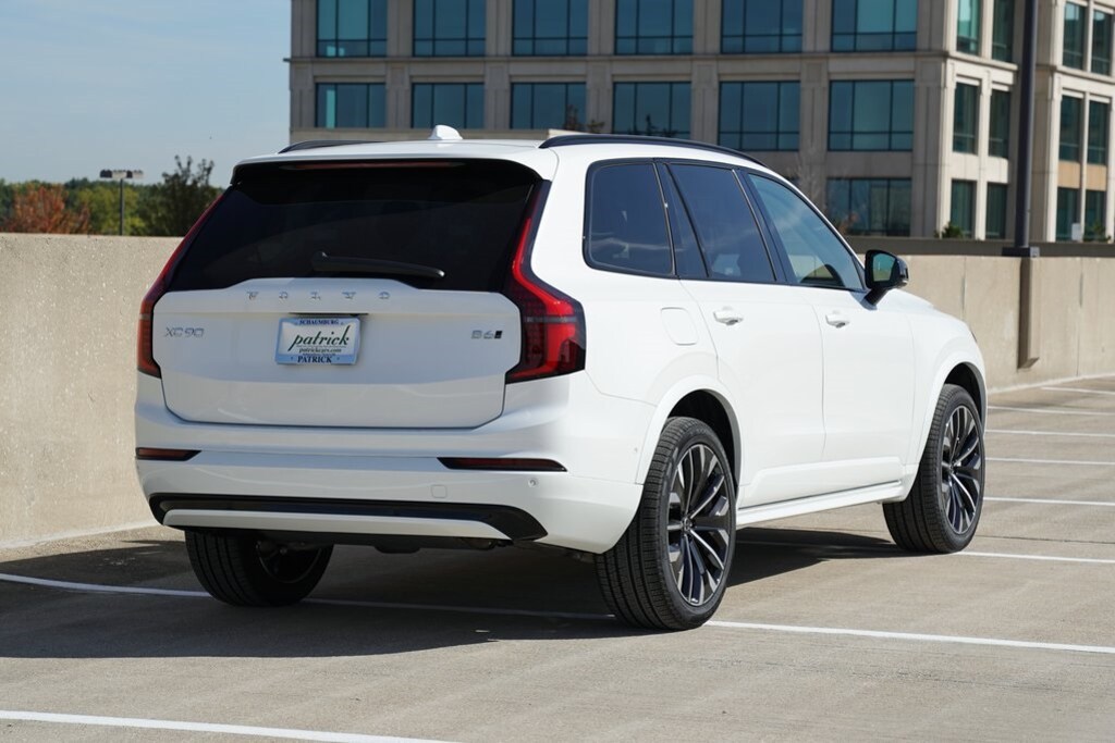 New 2026 Volvo XC90 B6 Ultra Dark Theme 7-Seater SUV