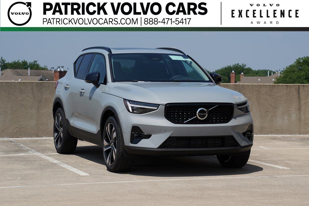 2026 Volvo XC40