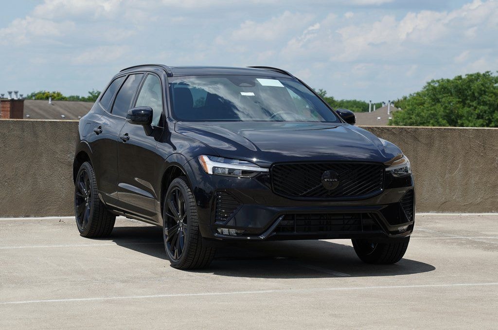 New 2026 Volvo XC60 B5 Ultra Black Edition SUV