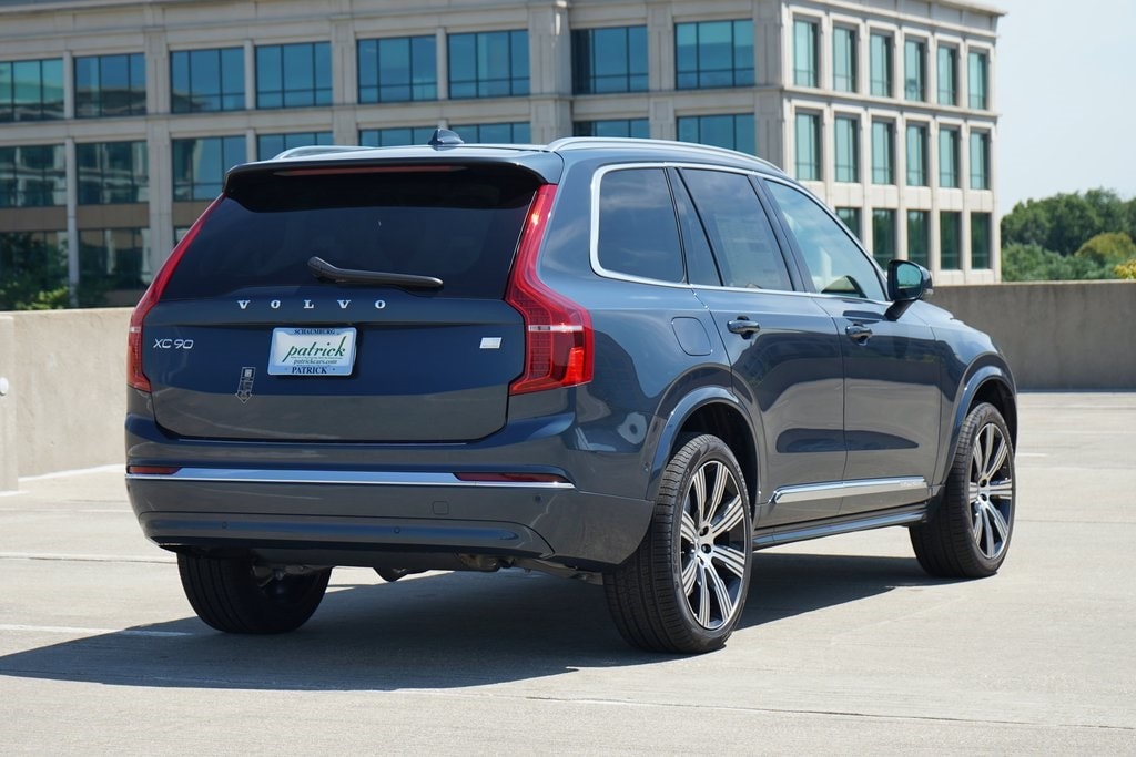 2024 Volvo XC90 plug-in hybrid T8 Plus 6-Seater 4