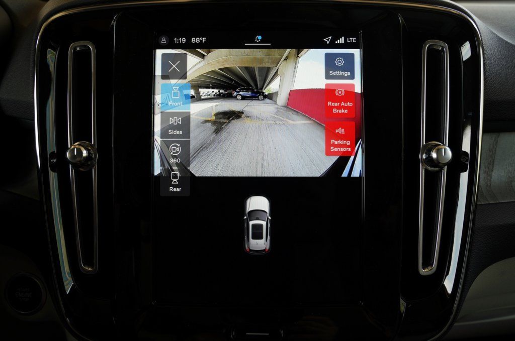 2026 Volvo XC40 Ultra - Photo 20