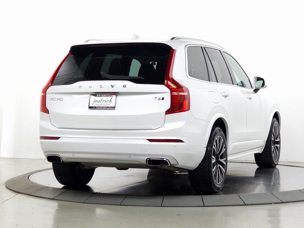 2020 Volvo XC90 T6 Momentum 6 Passenger 9