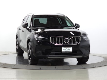 2025 Volvo XC40 B5 Core Bright Theme SUV