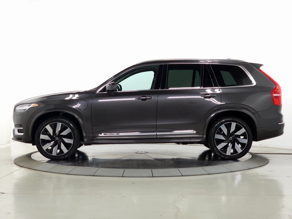 2023 Volvo XC90 Recharge Plug-In Hybrid Ultimate 6-Seater 5