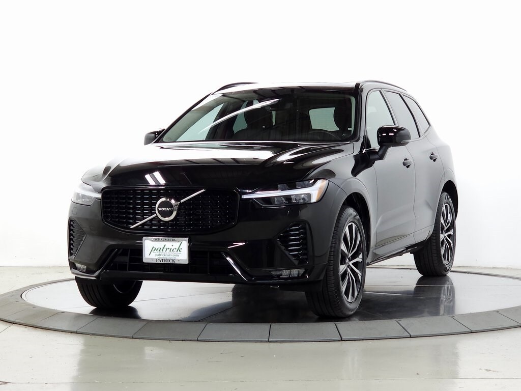 2025 Volvo XC60 B5 Core photo 3