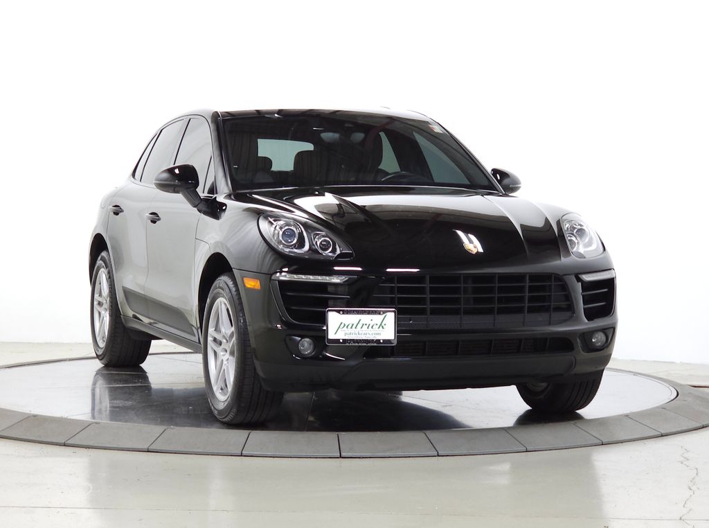 2017 Porsche Macan Base