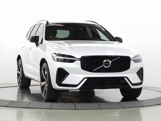 2024 Volvo XC60 plug-in hybrid T8 Ultimate Dark SUV