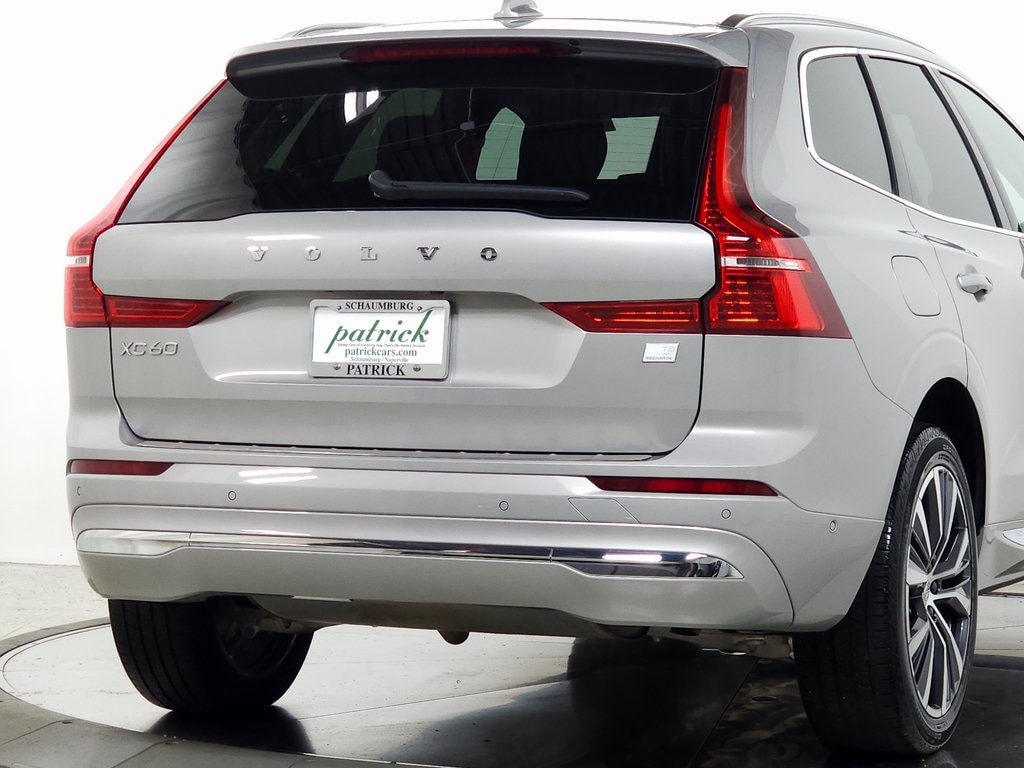 2022 Volvo XC60 Recharge Plug-In Hybrid T8 Inscription Expression Extended Range 12