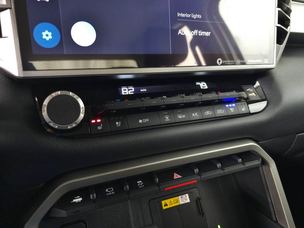 2024 Toyota Tundra Limited - Photo 29