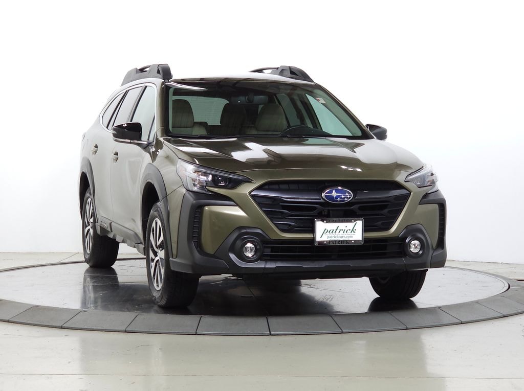 Used 2025 Subaru Outback Premium SUV