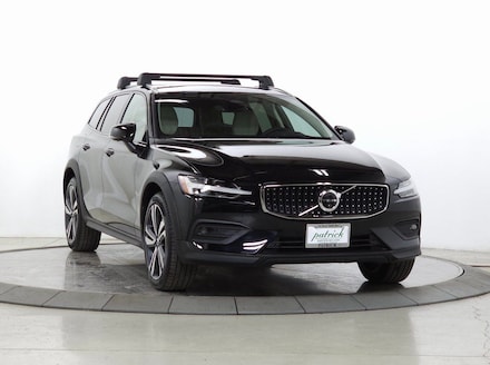 2026 Volvo V60 Cross Country B5 Plus AWD Wagon