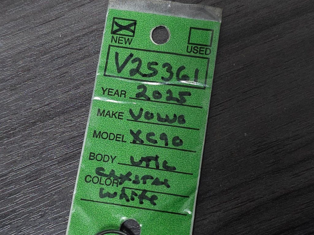 2025 Volvo XC90 Plus - Photo 34