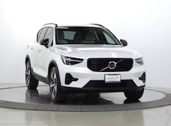2026 Volvo XC40 B5 Plus SUV for Sale in Schaumburg, IL at Patrick Volvo Cars