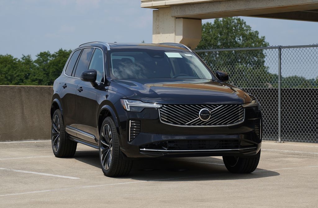 2026 Volvo XC90 B6 Plus Bright 7-Seater 4WD's photo