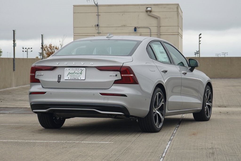 New 2024 Volvo S60 B5 Plus Dark Sedan in Schaumburg, IL Near Hoffman