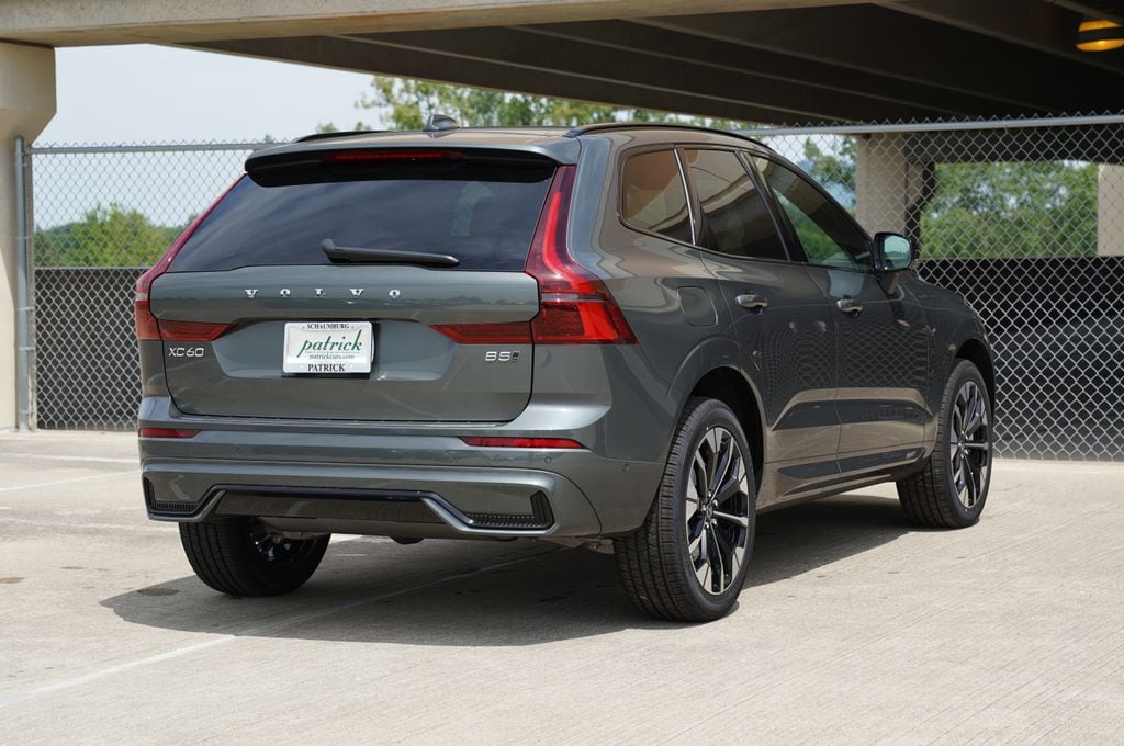 New 2026 Volvo XC60 B5 Plus SUV
