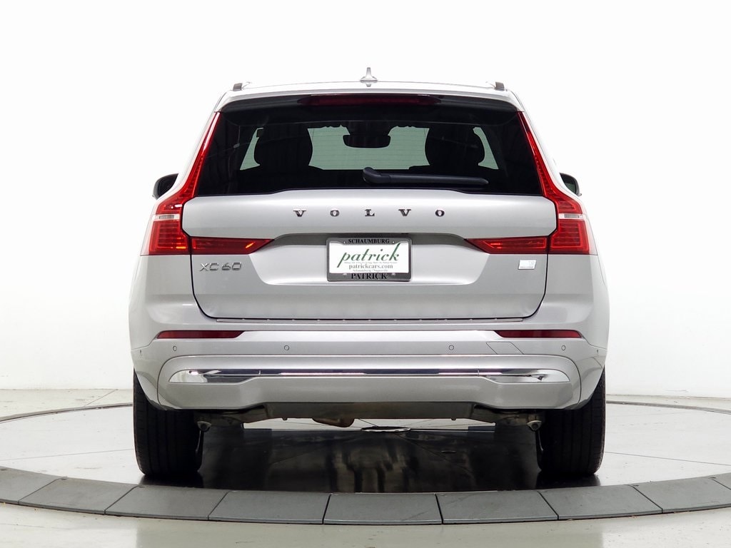 2022 Volvo XC60 Recharge Plug-In Hybrid T8 Inscription Expression Extended Range 8