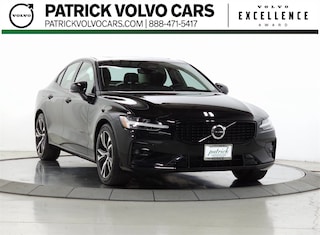 2025 Volvo S60 B5 Core Sedan