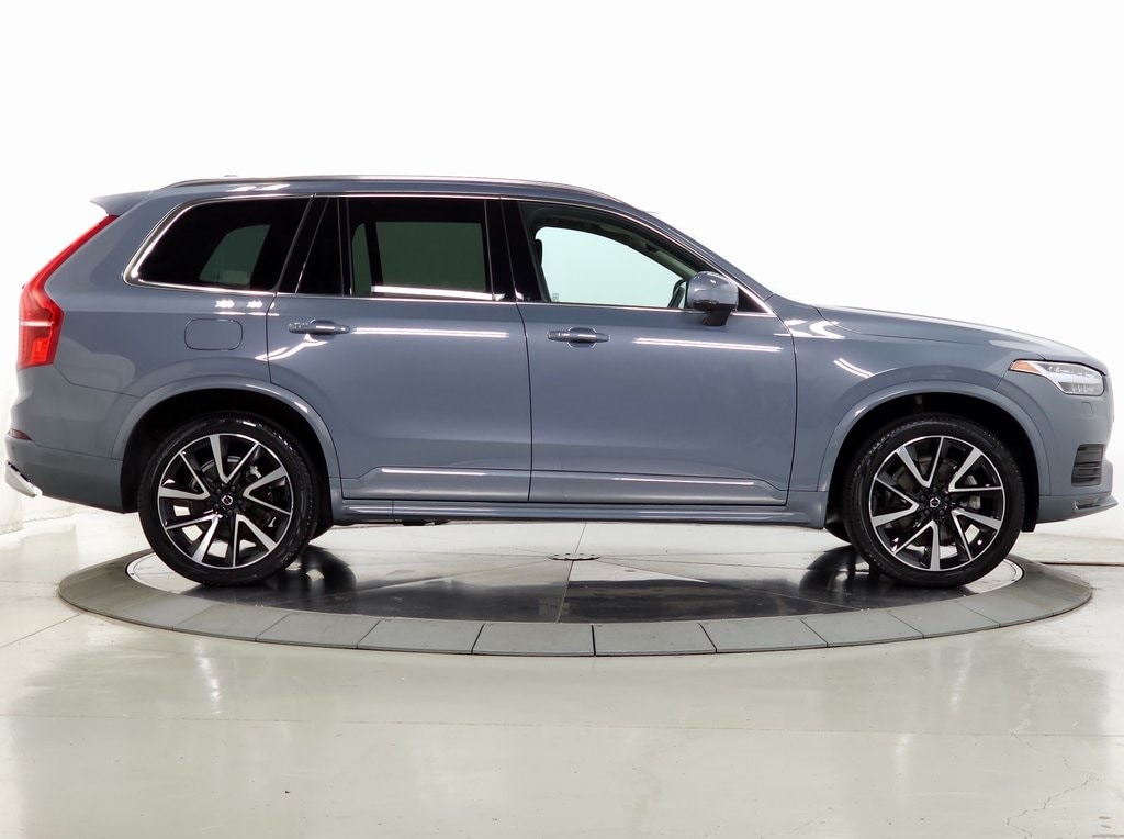 2022 Volvo XC90 T6 AWD Momentum 7 Seater 12