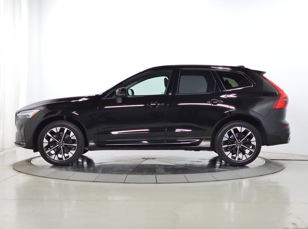 New 2026 Volvo XC60 B5 Plus SUV