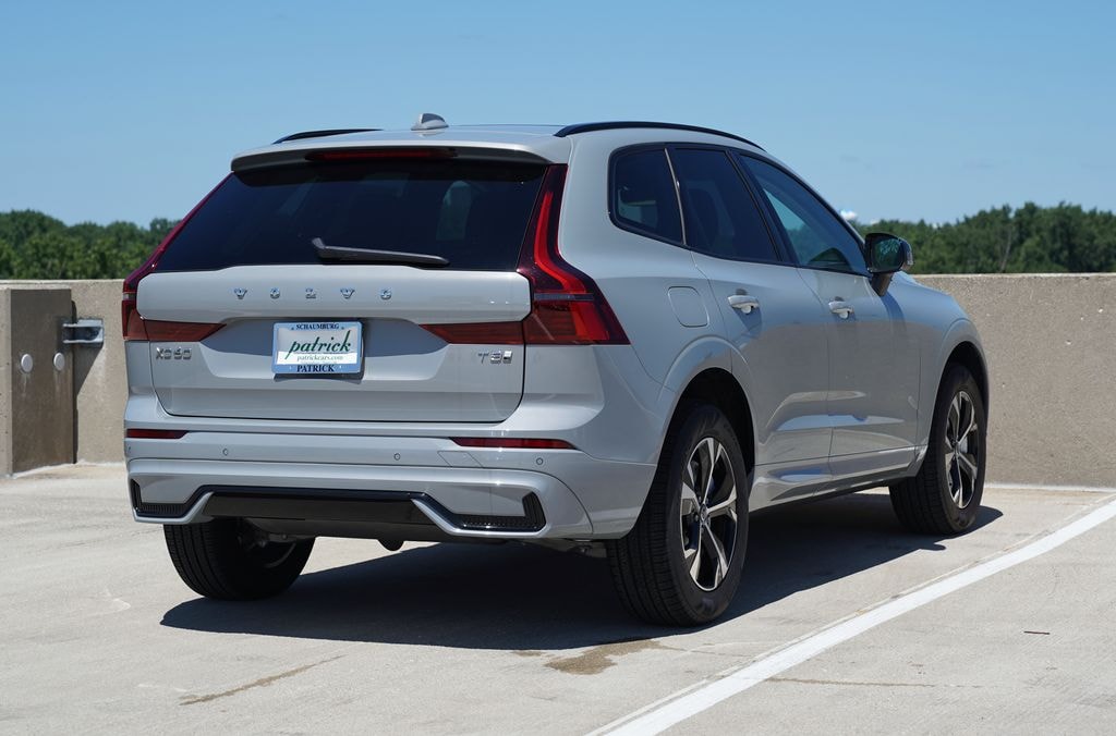 New 2026 Volvo XC60 plug-in hybrid T8 Core SUV