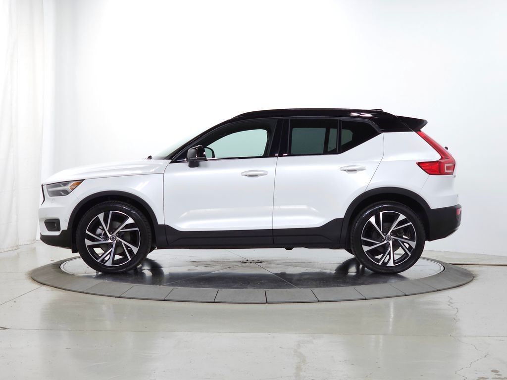 Used 2021 Volvo XC40 T5 R-Design SUV