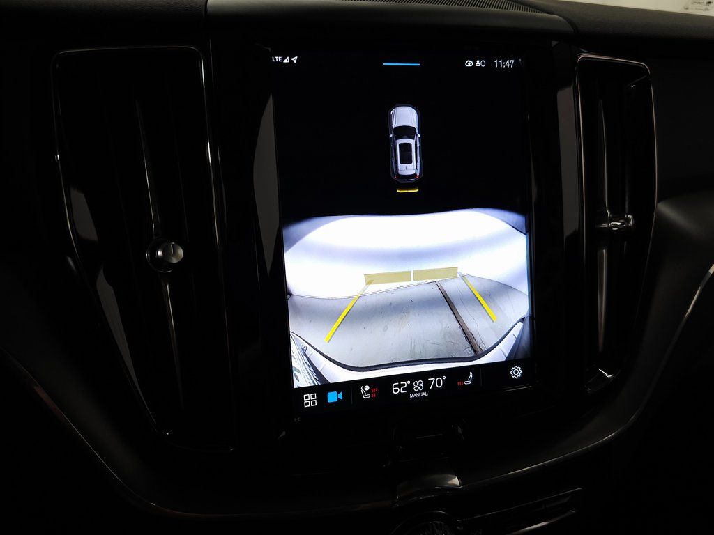 2025 Volvo XC60 Core - Photo 24