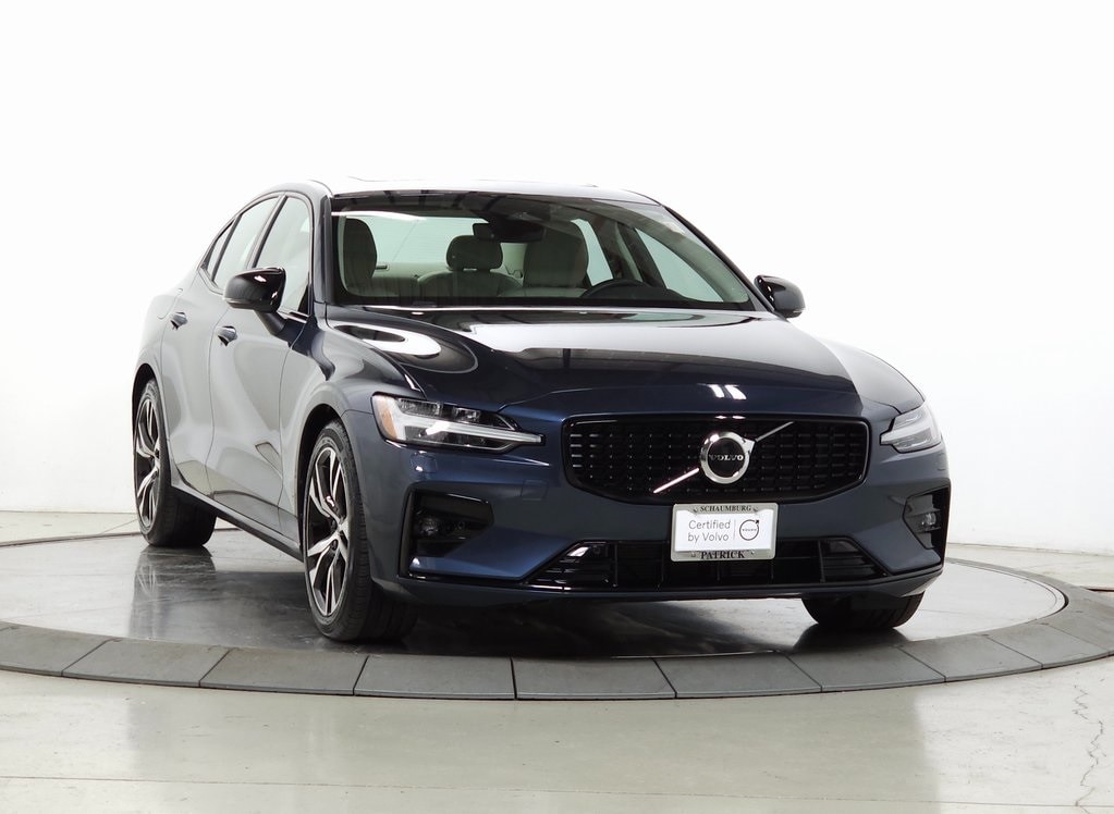 2023 Volvo S60 Core's photo