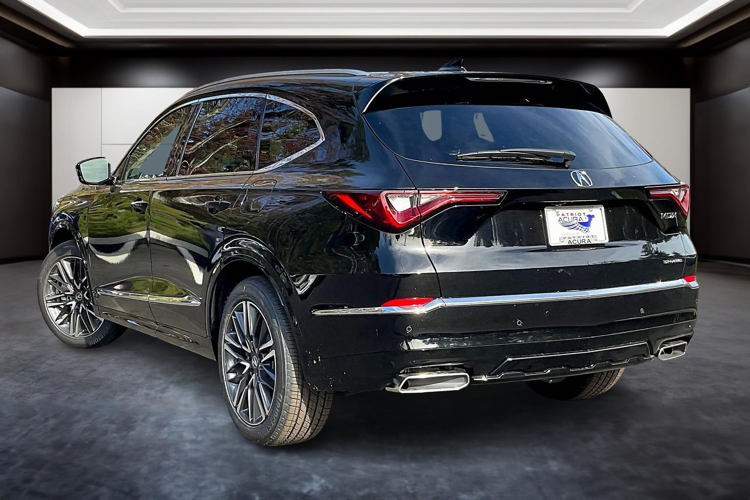 2026 Acura MDX SH-AWD Advance photo 2